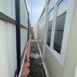 könnyített kivitelű irodakonténer, 20' méret, komplett fürdőszobával