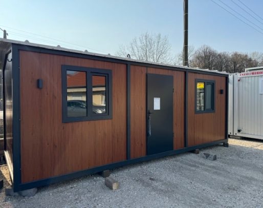 eladó újszerű állapotú 6,5 x 3 m mobilház barna